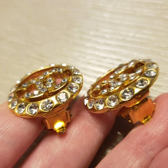 Chanel Vintage Strass Crystal Interlocking CC Clip-On Earrings - Picture 6 of 11